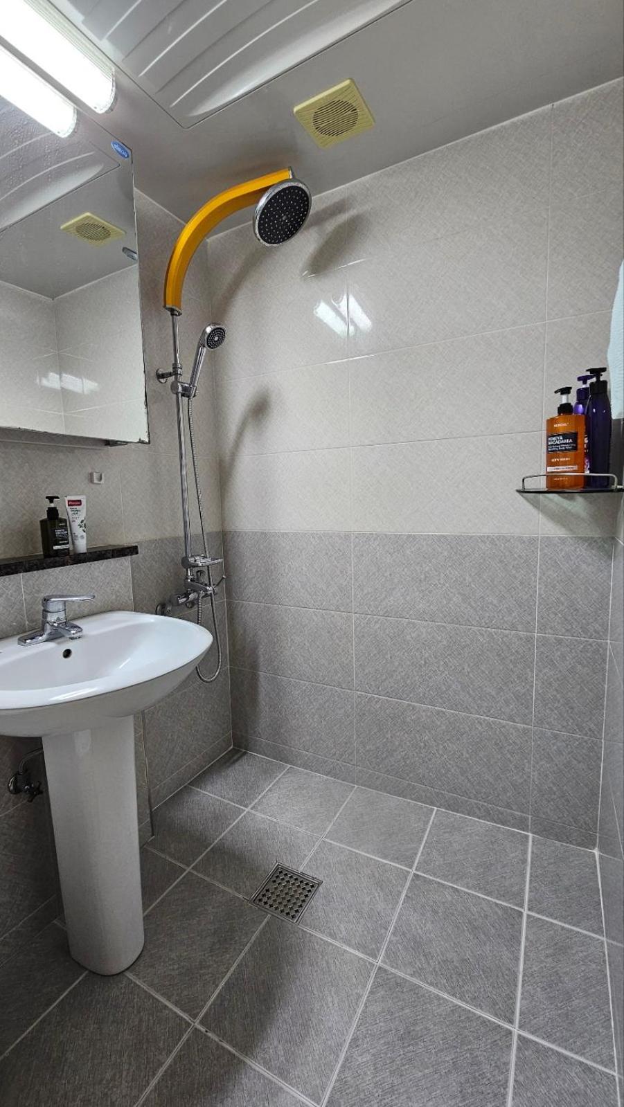 My Comfortable Second House Apartemen Seoul